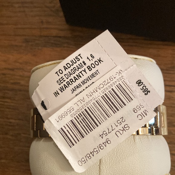 Anne Klein Women's Watch NWT/NIB - Picture 6 of 9